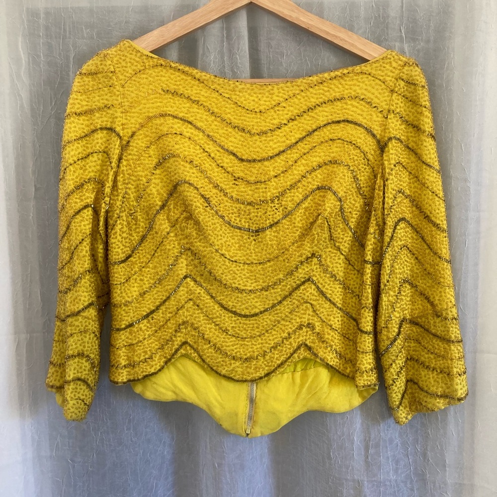 😍 Vtg Canary Yellow Silk & Beaded Top